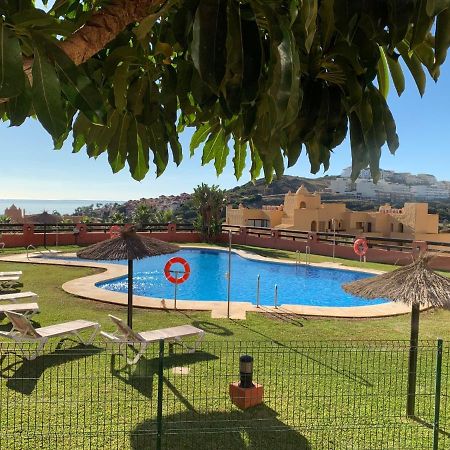 Coto Real 2378 Splendid Views Apartment Манилва Екстериор снимка
