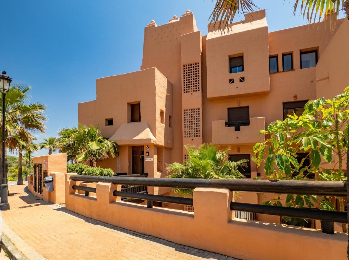 Coto Real 2378 Splendid Views Apartment Манилва Екстериор снимка